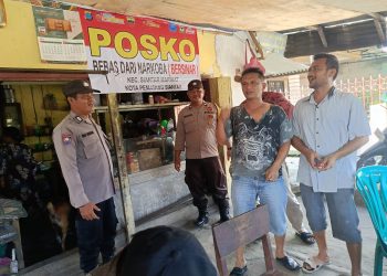 Polsek Siantar Marihat melaksanakan patroli di Posko Bebas dari Narkoba (Bersinar) yang terletak di Jalan Pisang, pada Sabtu (16/8/2025) pagi.